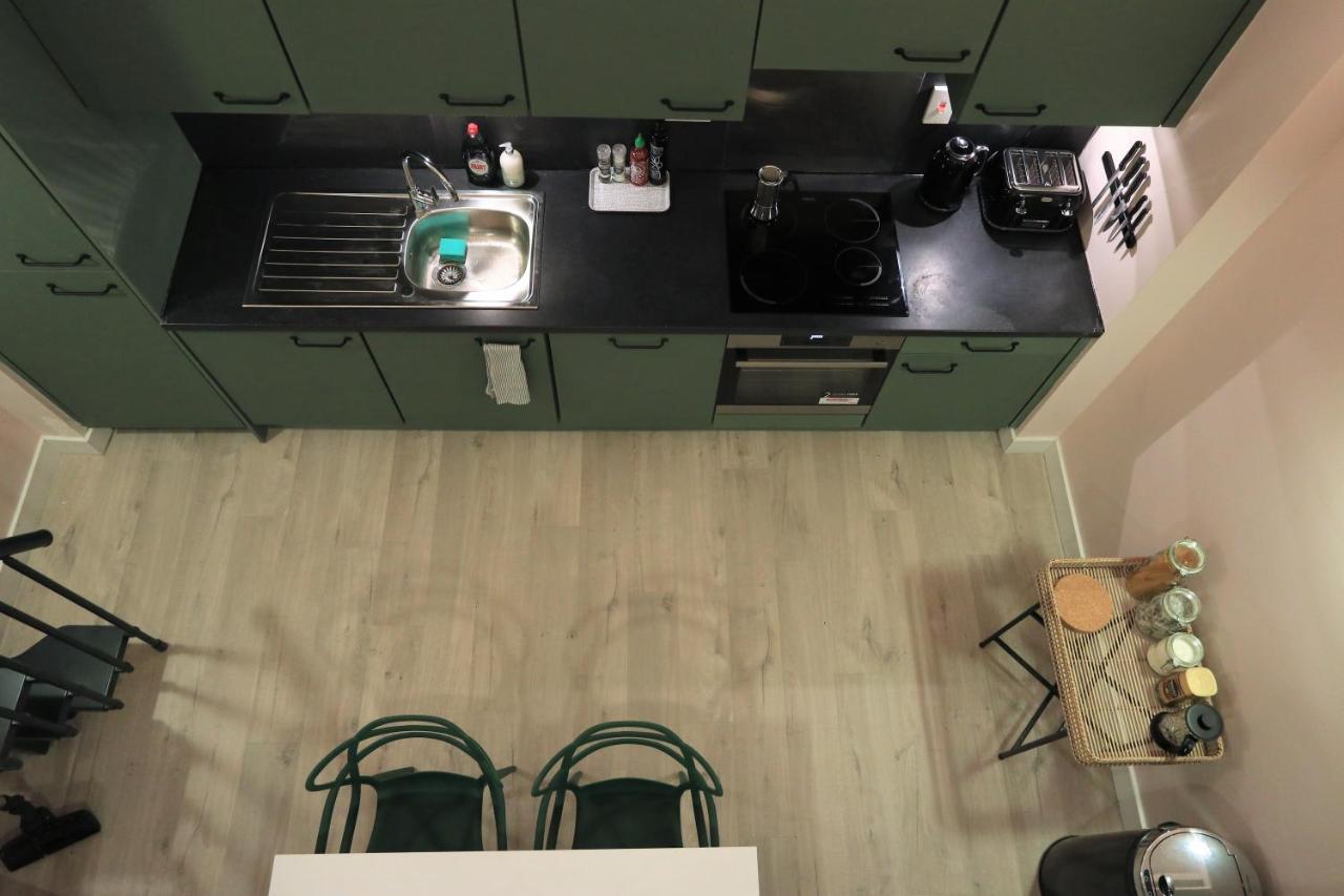 Ecohome On The Canal In A Historic Site Near City 코번트리 외부 사진